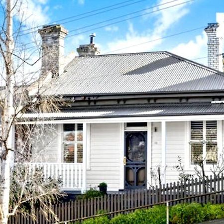 Charming Cottage Nestled In Prime Location Лонсестон Экстерьер фото